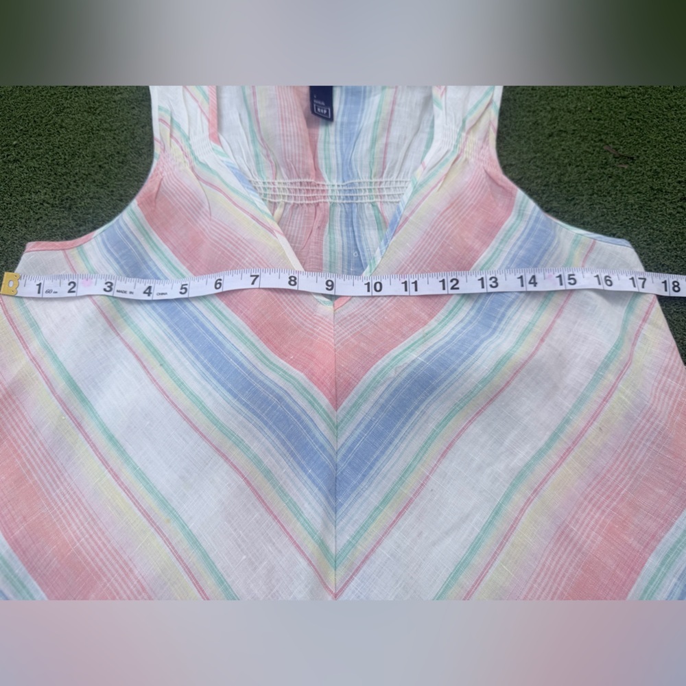 GAP Pastel Striped Sleeveless V-Neck Linen Top - Picture 3 of 5